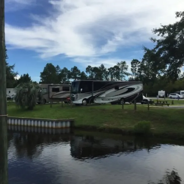 avalon-landing-rv-park-milton-uni9p