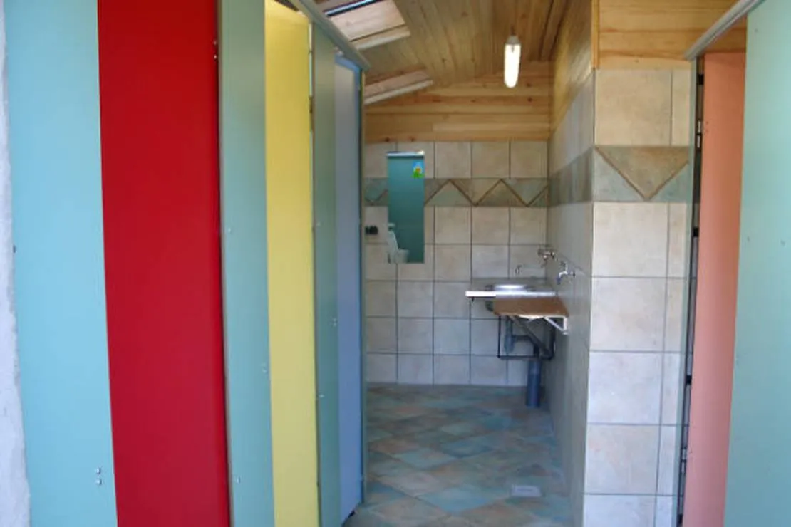 camping-a-la-ferme-mas-darbousse-ceilhes-et-rocozels-rrgno