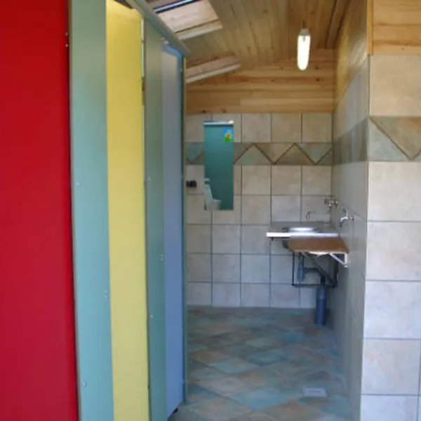 camping-a-la-ferme-mas-darbousse-ceilhes-et-rocozels-rrgno