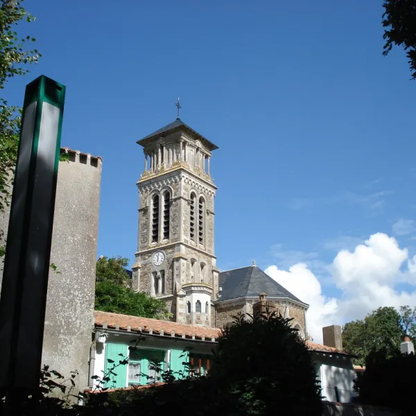 le-puits-rochais-chateau-dolonne-vendee-esz3u