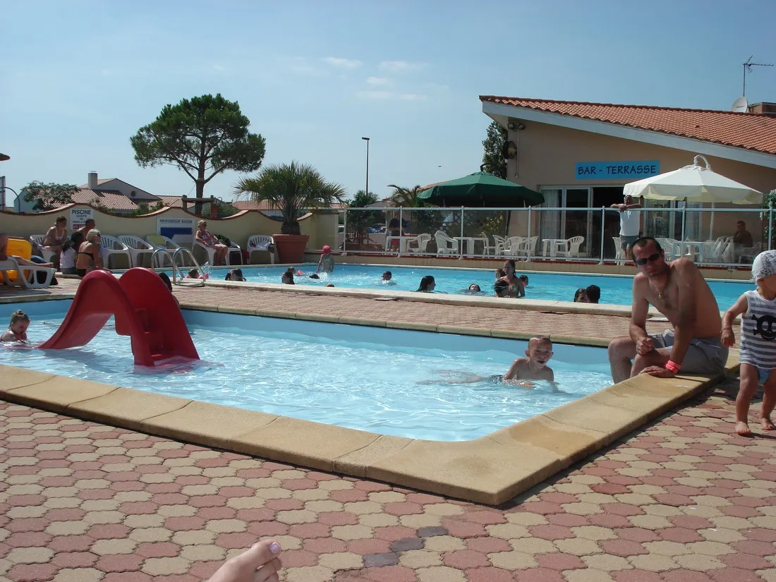 le-puits-rochais-chateau-dolonne-vendee-vh1kr