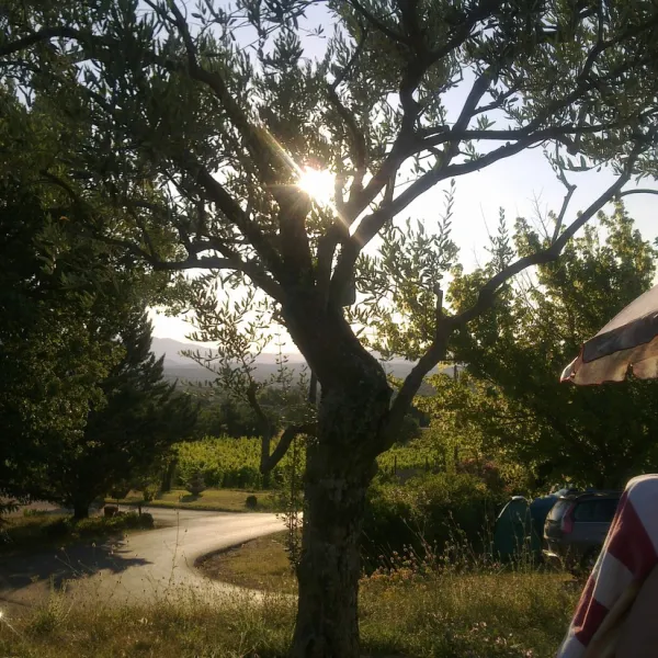 les-chadenedes-grospierres-ardeche-tesy1