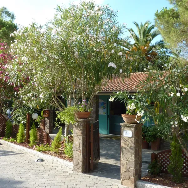 valle-santa-maria-capoliveri-op-elba-cv8el