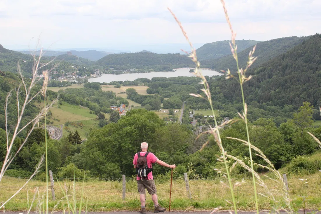 les-bombes-chambon-sur-lac-puy-de-dome-7ppzb