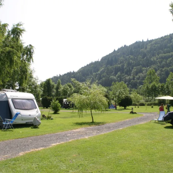 les-bombes-chambon-sur-lac-puy-de-dome-cgfb2