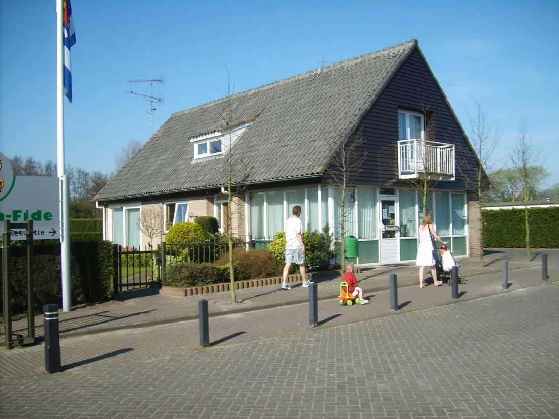 bona-fide-renesse-baomn
