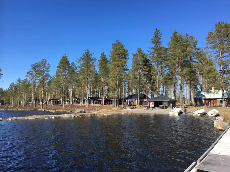 vildmarkscamp-stora-stentrask-niemisel-a0ffh