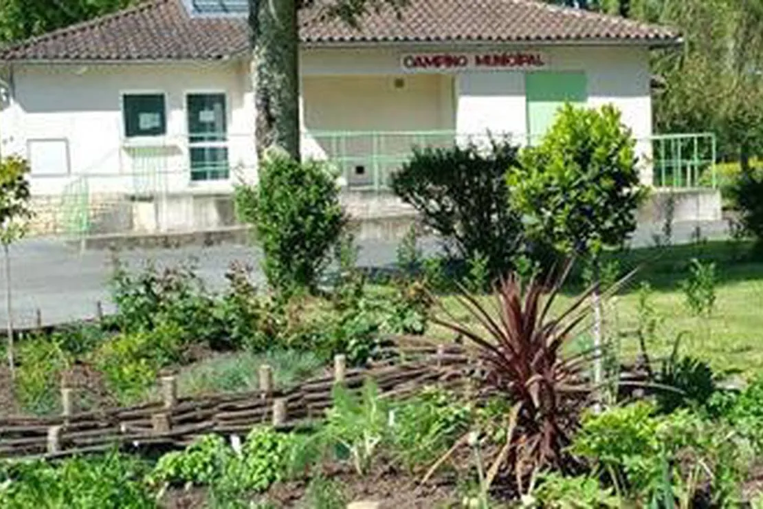 camping-municipal-le-pre-sec-3-etoiles-tocane-st-apre-oa3ua