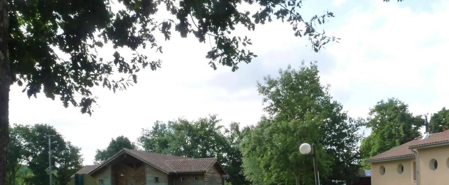 Camping Municipal Le Pré Sec - 3 étoiles