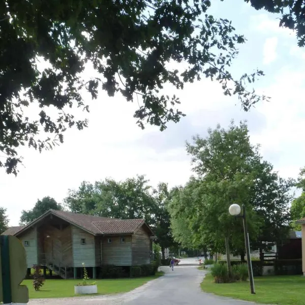 camping-municipal-le-pre-sec-3-etoiles-tocane-st-apre-plesl