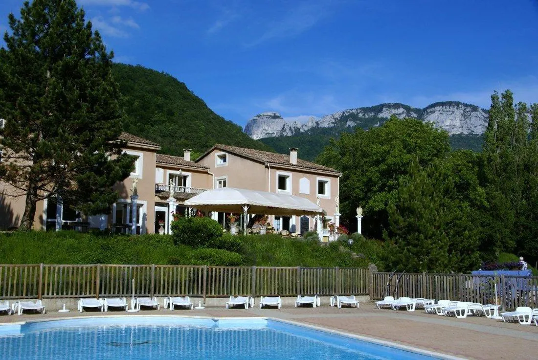 le-gallo-romain-barbieres-drome-m7rax
