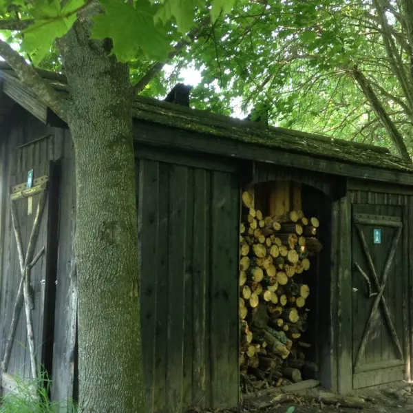 camping-memorial-ethnographic-complex-zabrodje-the-village-zabrodje-le3u6