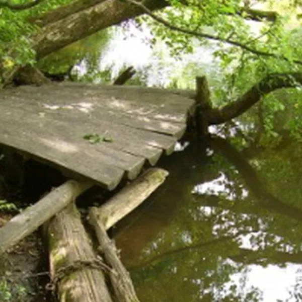camping-memorial-ethnographic-complex-zabrodje-the-village-zabrodje-zuefv