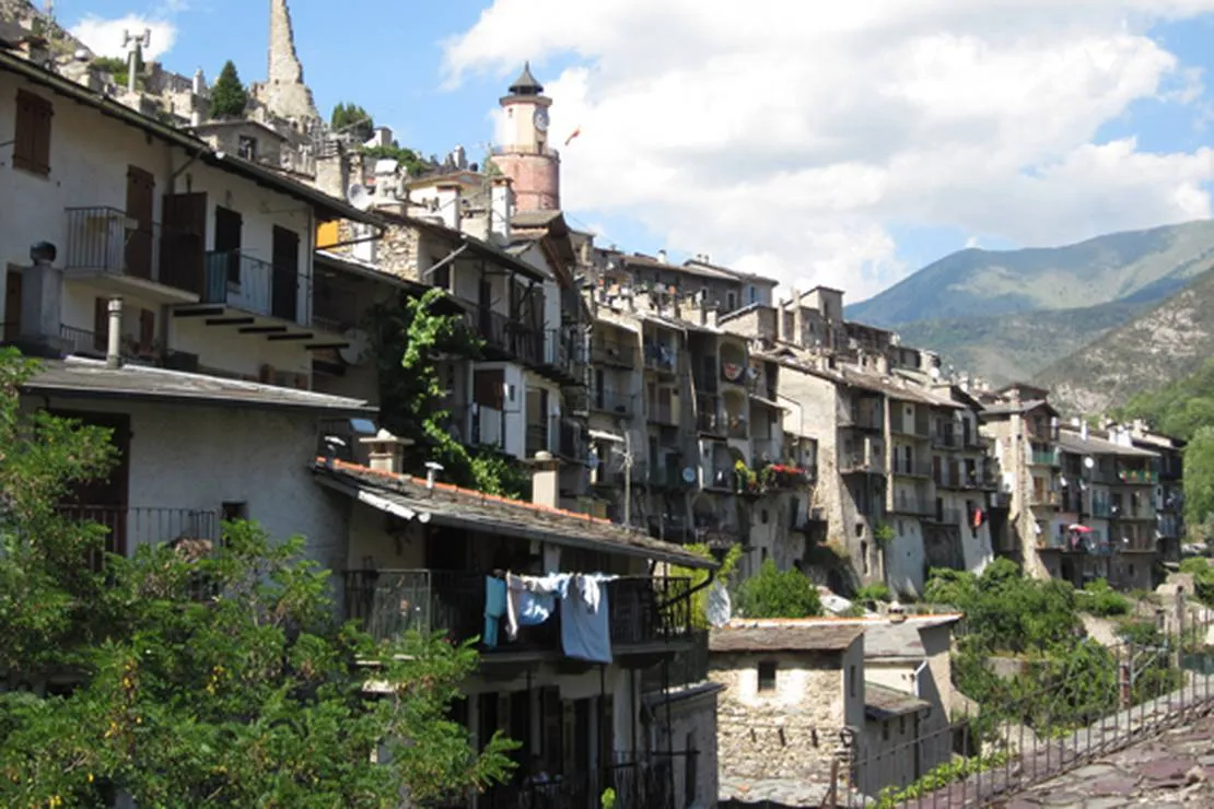 camping-municipal-tende-3f00n