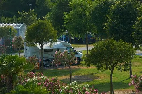baia-verde-glamping-manerba-del-garda-2h6eb