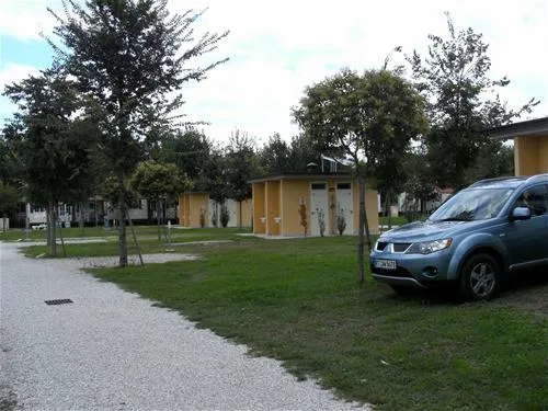 baia-verde-glamping-manerba-del-garda-abo0y