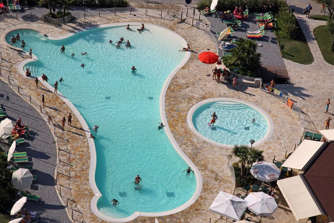 baia-verde-glamping-manerba-del-garda-aytxg