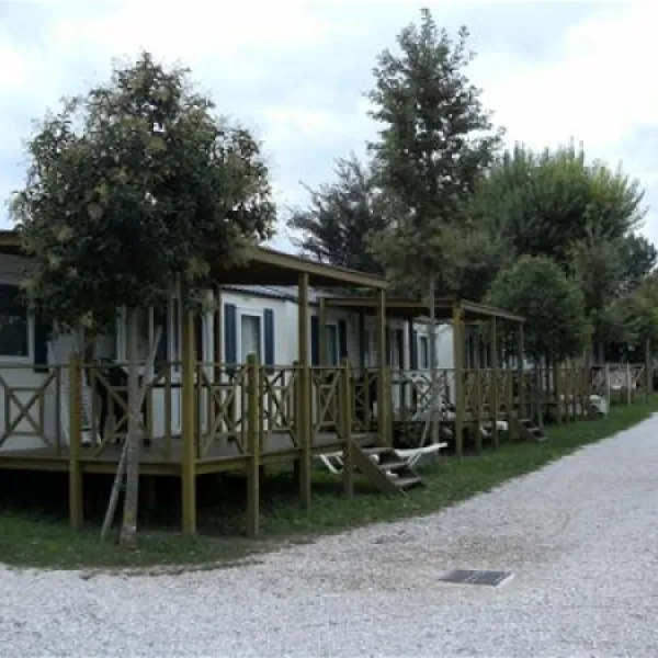 baia-verde-glamping-manerba-del-garda-glduo