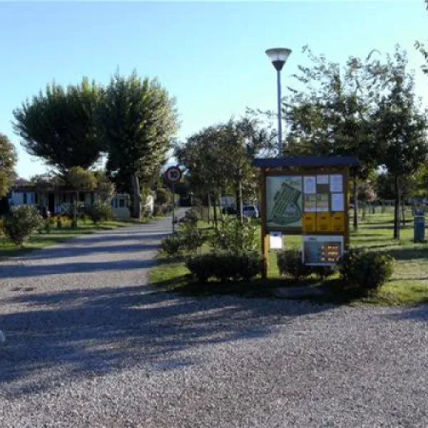 baia-verde-glamping-manerba-del-garda-j69v1