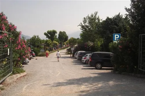 baia-verde-glamping-manerba-del-garda-sugfm