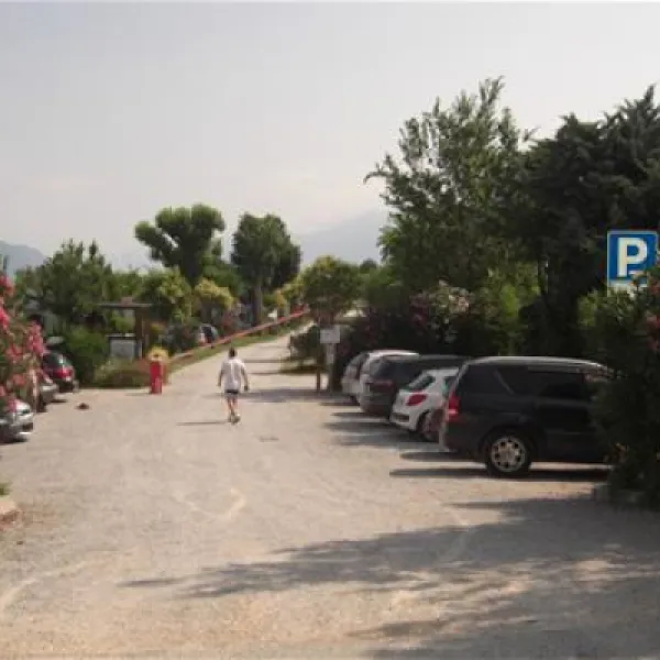 baia-verde-glamping-manerba-del-garda-sugfm