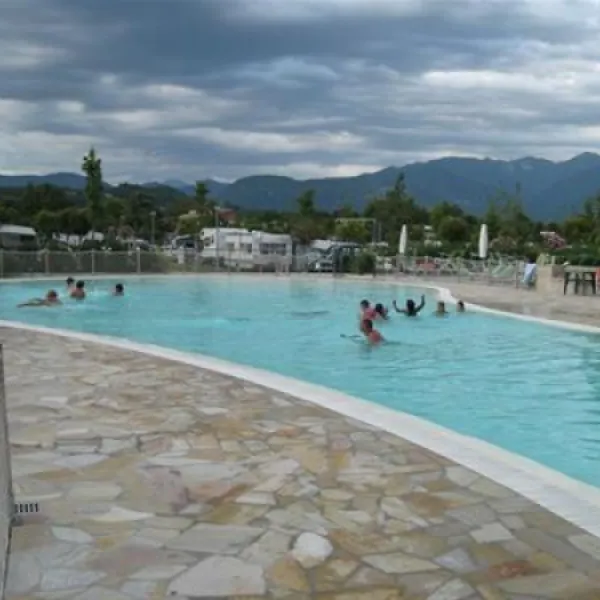 baia-verde-glamping-manerba-del-garda-zmhkk