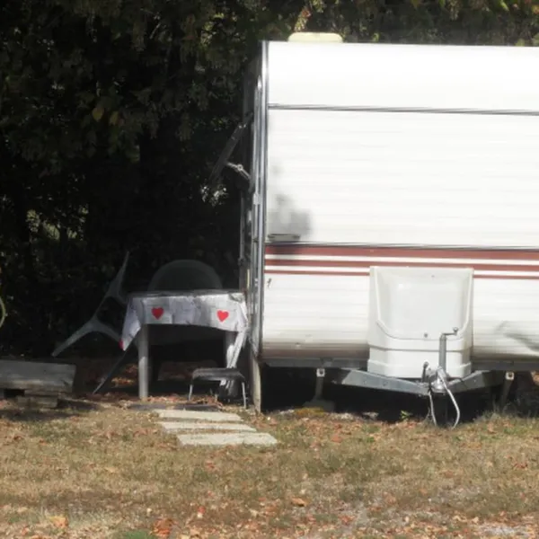 camping-le-celestin-musieges-ho64k