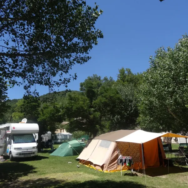 le-provencal-castellane-fjfgw