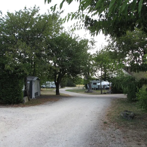 la-ferme-de-la-chatonniere-cognin-les-gorges-rewvw