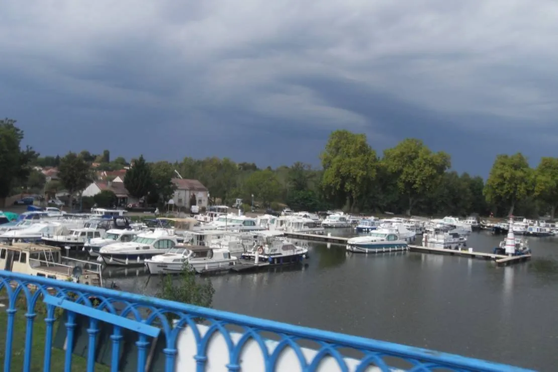 camping-de-la-maladiere-a-port-sur-saone-port-sur-saone-x4rhl