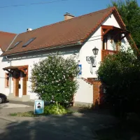 margareta-bia-guest-house-camping-near-budapest-biatorbagy-near-budapest-motorway-m1-m7-m0-3o1dt