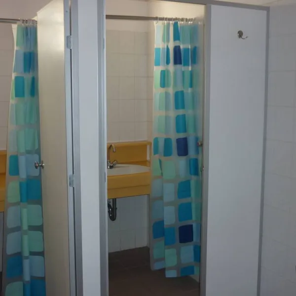 margareta-bia-guest-house-camping-near-budapest-biatorbagy-near-budapest-motorway-m1-m7-m0-fcexq