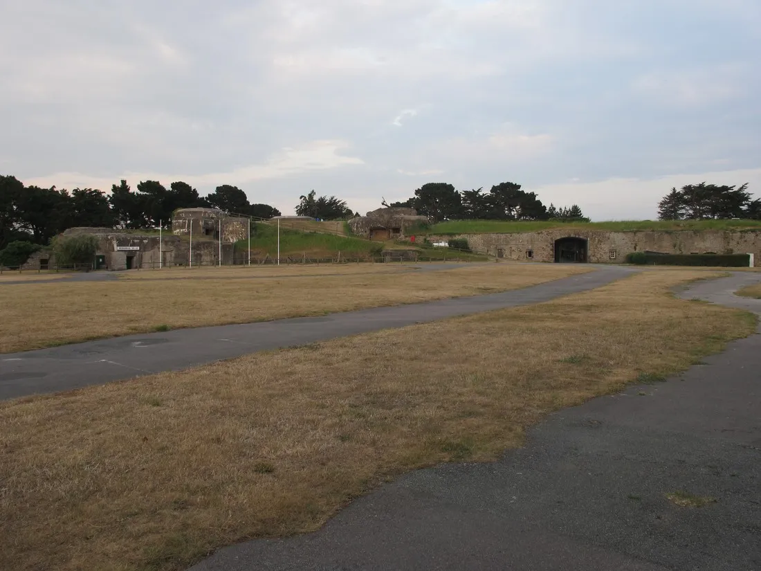 la-cite-dalet-st-malo-ille-et-vilaine-xkvew