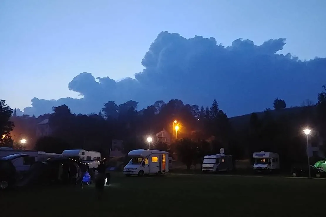 nasza-dolinapl-camping-kamping-pole-namiotowe-suloszowa-01foc