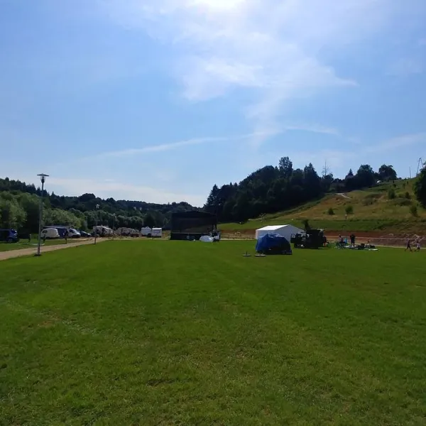 nasza-dolinapl-camping-kamping-pole-namiotowe-suloszowa-8h2bl
