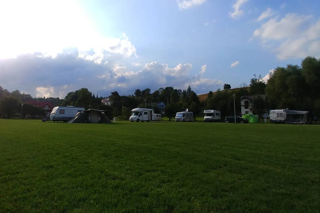 nasza-dolinapl-camping-kamping-pole-namiotowe-suloszowa-hm4bs