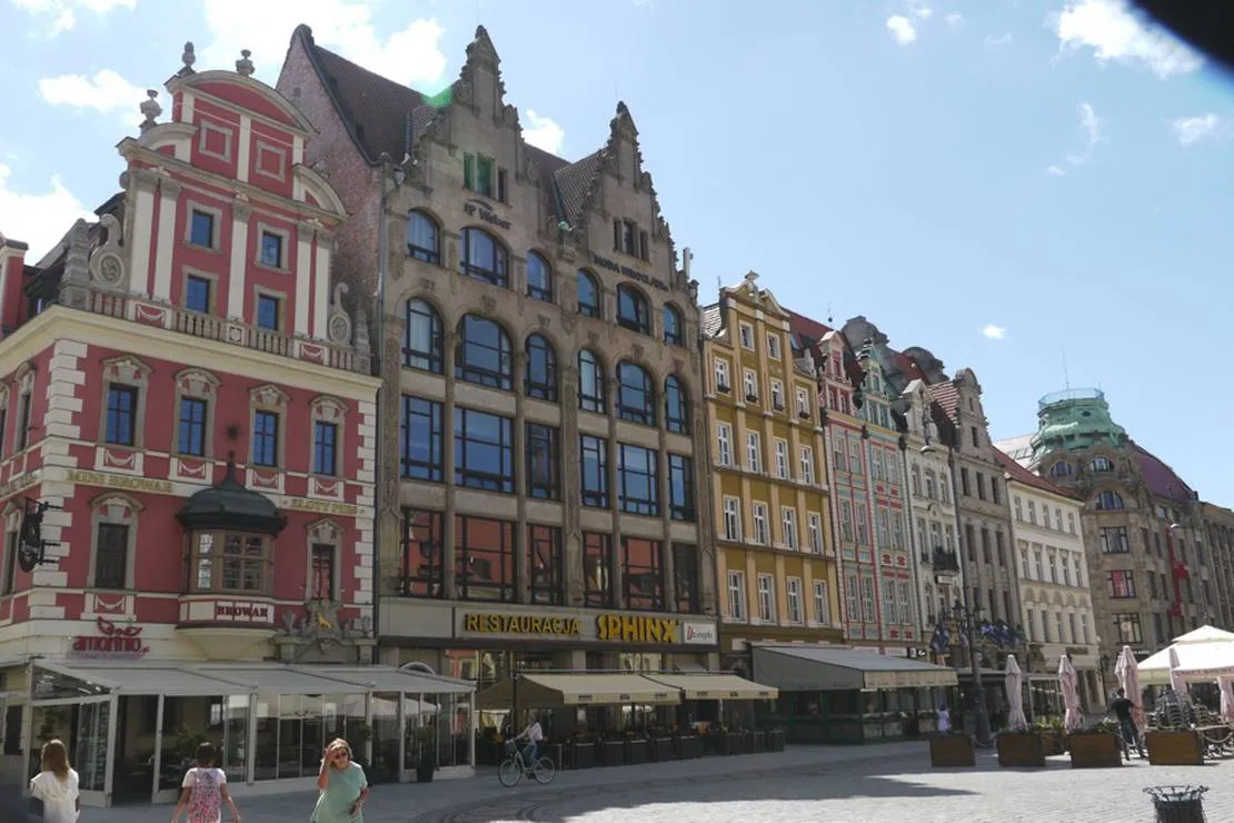 camp-wroc-wroclaw-18bjk