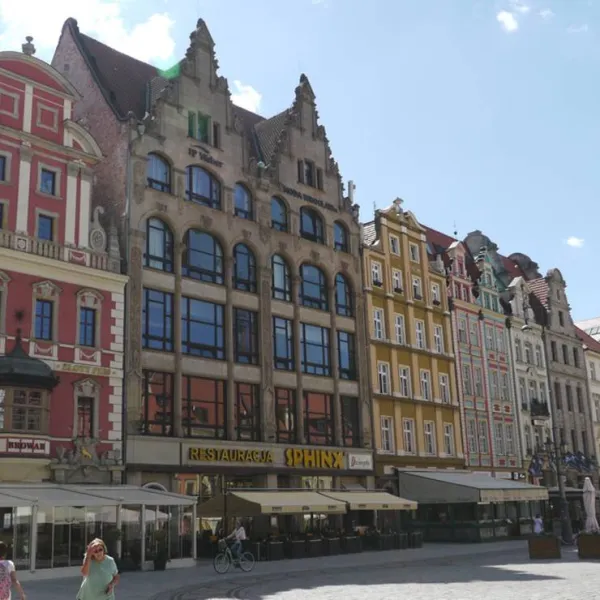 camp-wroc-wroclaw-18bjk