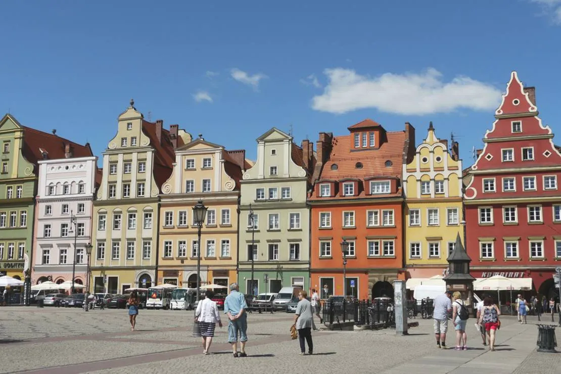 camp-wroc-wroclaw-8wbq0