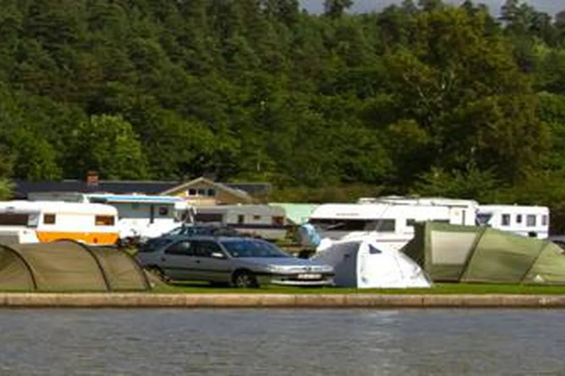 skeppsdockans-camping-o-vandrarhem-soderkoping-urd2w