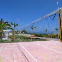 santorini-camping-bungalows-thira-0tb3t