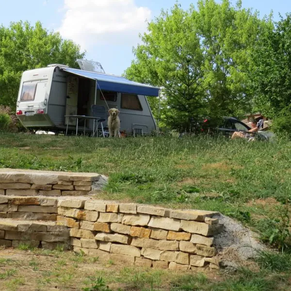 camping-de-la-vallee-moncey-1rrou