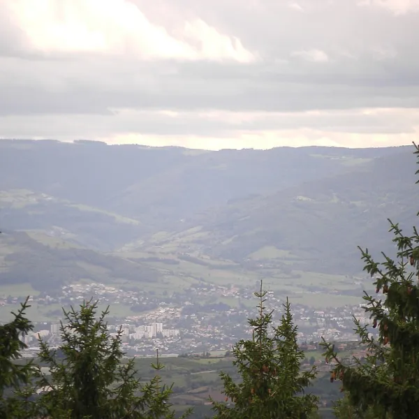 municipal-du-chacirctelard-ste-catherine-rhone-zyuov
