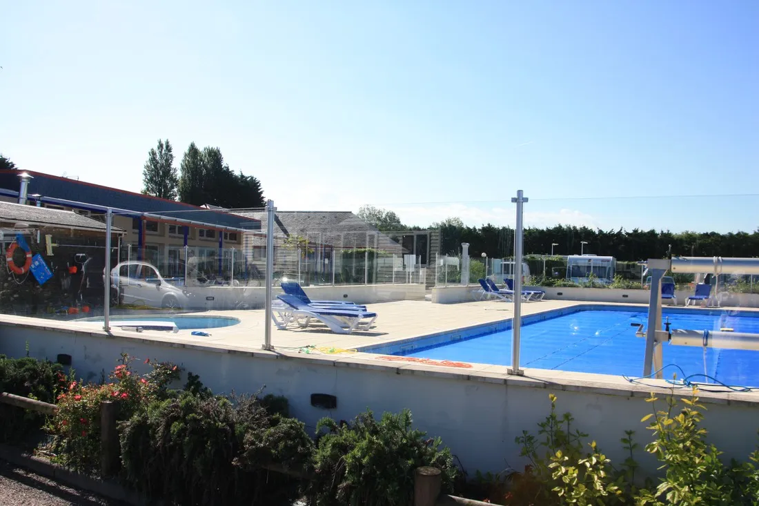 les-peupliers-merville-franceville-ajzci