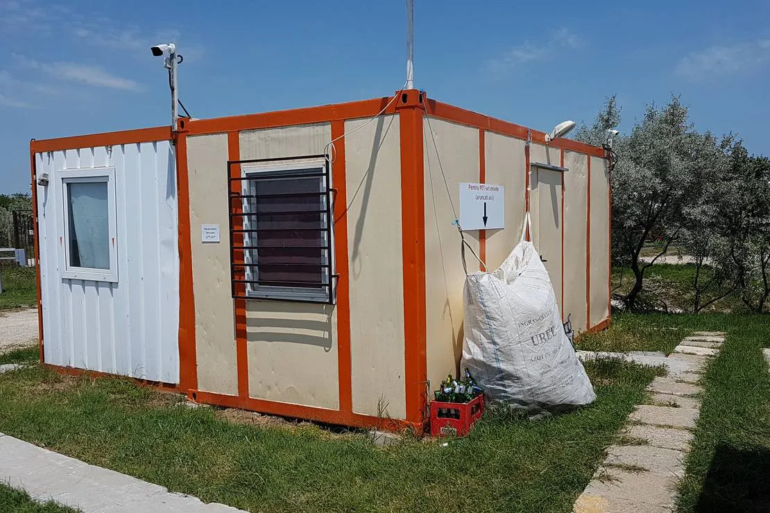 camping-malul-marii-corbu-romania-corbu-j5mc0