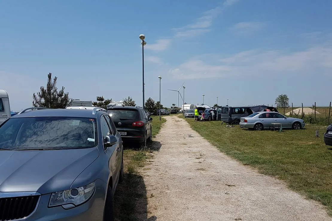 camping-malul-marii-corbu-romania-corbu-kcj18
