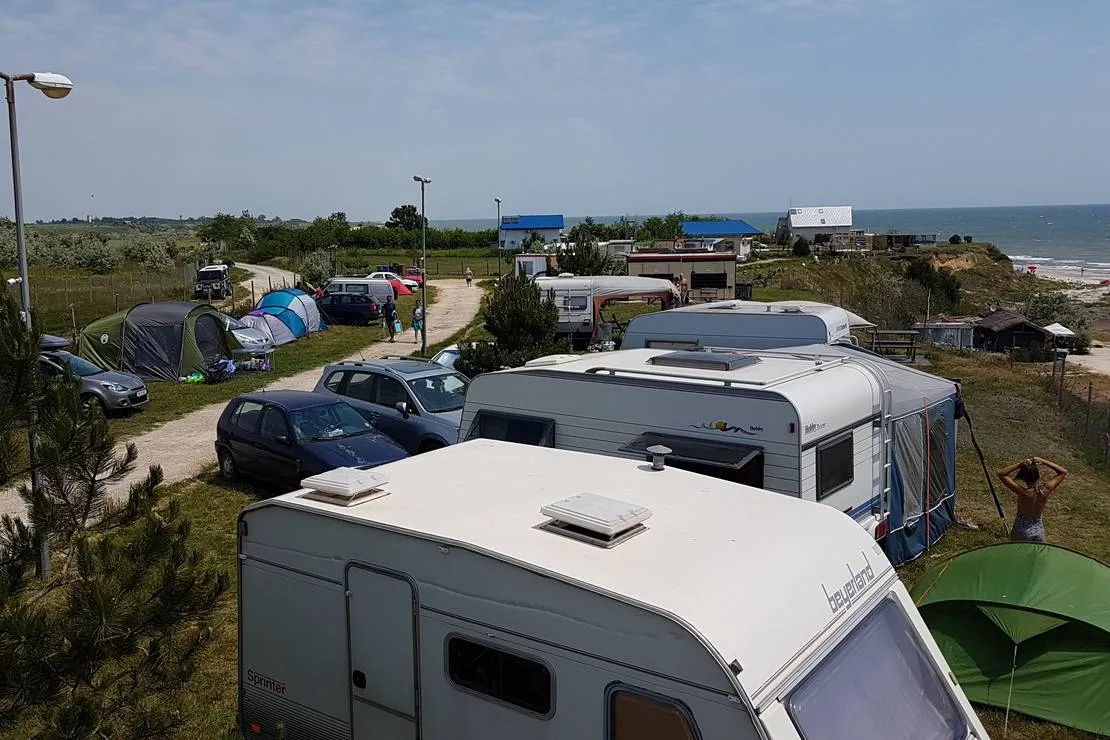 camping-malul-marii-corbu-romania-corbu-zsei6