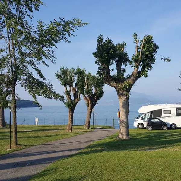 sivinos-camping-boutique-manerba-del-garda-zjgxu