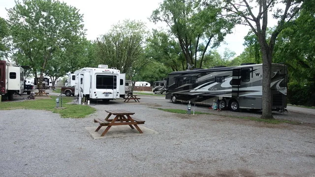 two-rivers-campground-nashville-m3zuy