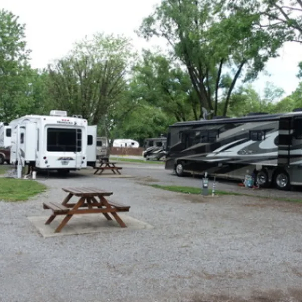 two-rivers-campground-nashville-m3zuy